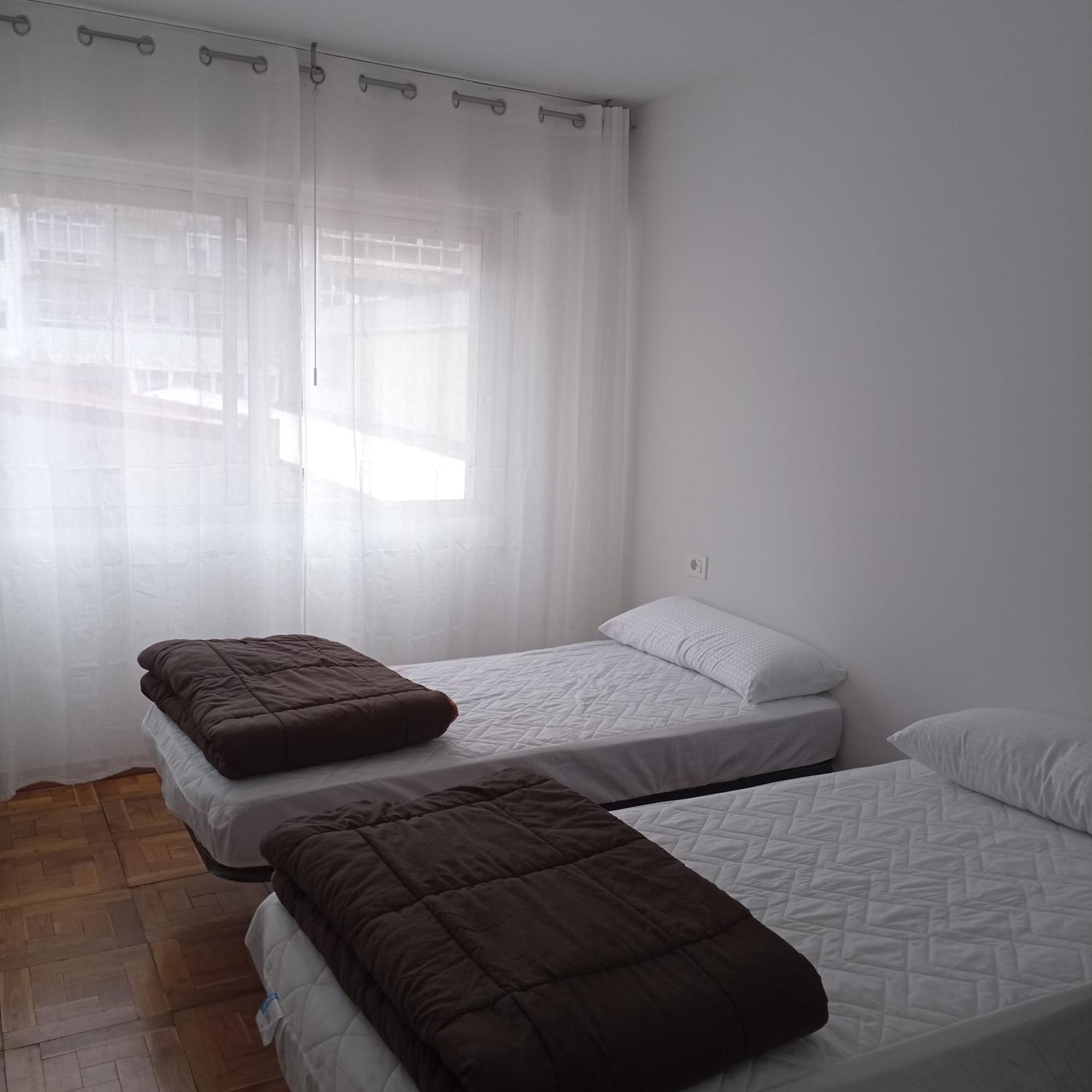 Albergue Lalin Centro Lalín Exterior foto