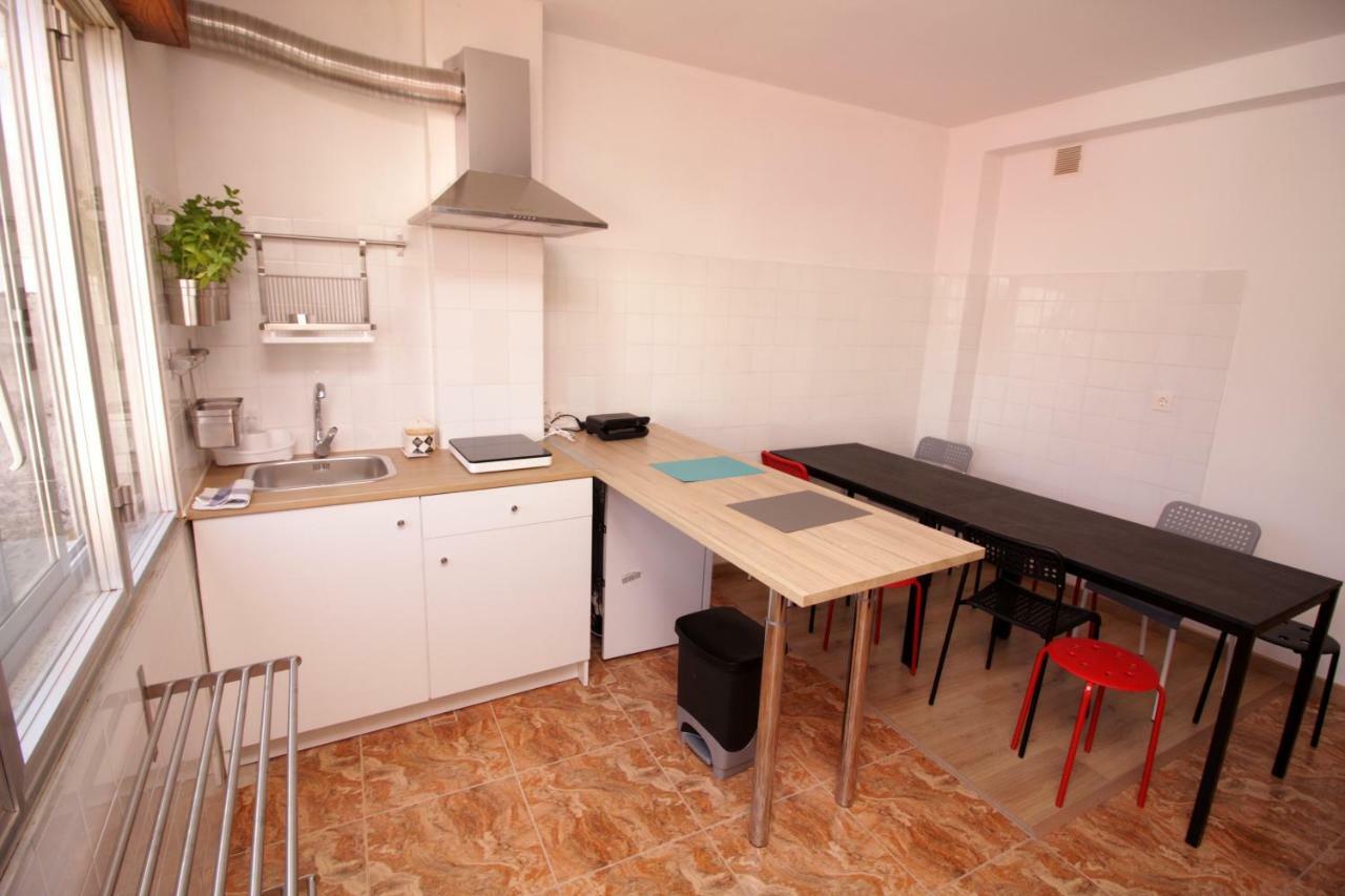 Albergue Lalin Centro Lalín Exterior foto