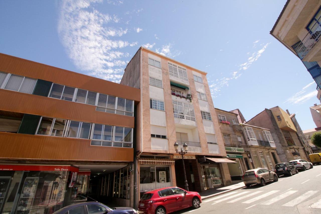 Albergue Lalin Centro Lalín Exterior foto